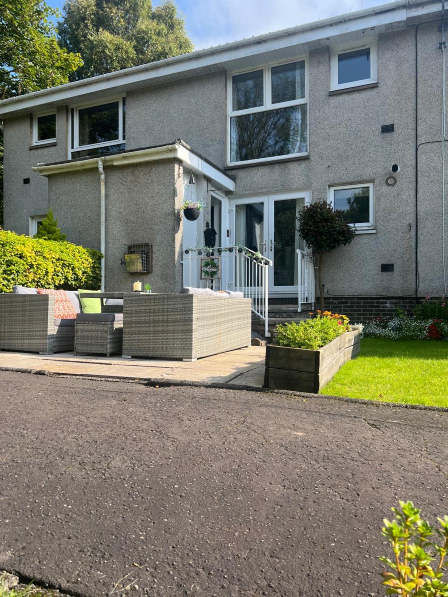 Loch Lomond Riverside Apartments A Balloch Exterior photo